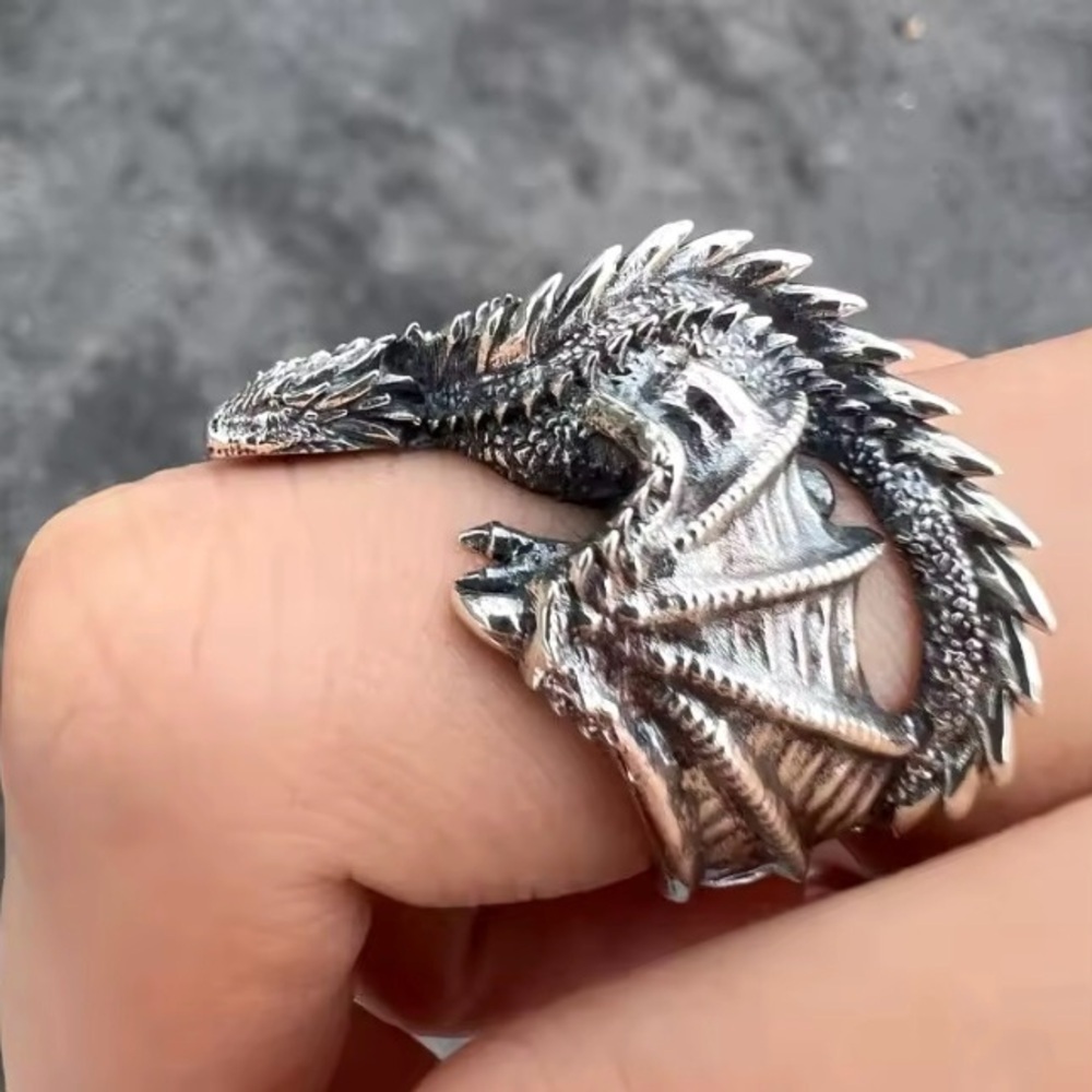 ✨Anthropologie Tarragon Silver Dragon Ring